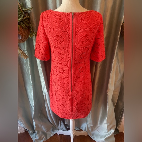 ❌SOLD❌ ADRIANNA PAPELL LACE OVERLAY DRESS SIZE 6 CORAL PINK - Picture 4 of 7